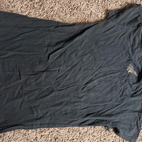 Classic Black T-Shirt - Picture 3 of 3